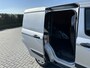Ford Transit Courier 1.5 TDCI / 1e EIGENAAR / 21.233 KM ! / AIRCO / PDC / NAVIGATIE / DAB