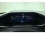 Peugeot 2008 1.2 Hybrid 145pk Allure | Keyless Entry en Start | Climate Control | Cruise Control | Parkeersensoren voor + achter | AppleCarplay/Android Auto |