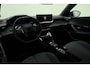 Peugeot 2008 1.2 Hybrid 145pk Allure | Keyless Entry en Start | Climate Control | Cruise Control | Parkeersensoren voor + achter | AppleCarplay/Android Auto |