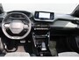 Peugeot e-2008 EV GT Pack 50 kWh | Fase 3 | Navigatie | Camera | Panorama/schuifdak | Stoelverwarming | 18 Inch | Alcantara |