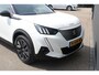 Peugeot e-2008 EV GT Pack 50 kWh | Fase 3 | Navigatie | Camera | Panorama/schuifdak | Stoelverwarming | 18 Inch | Alcantara |