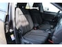 Volkswagen T-Roc 1.5 TSI 150pk DSG Style | Trekhaak | Navigatie | Stoelverwarming | Dodehoeksensor