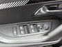Peugeot e-2008 EV Allure Avantage 54 kWh 156pk Automaat | 3 Fase | Navigatie | 360 Camera | Dodehoekdetectie | Keyless Entry/Start | 17"LMV | Apple Carplay/Android Auto |