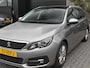 Peugeot 308 SW 1.2 PureTech Blue Lease Executive Leren bekleding Panoramadak Cruise Clima