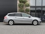 Peugeot 308 SW 1.2 PureTech Blue Lease Executive Leren bekleding Panoramadak Cruise Clima