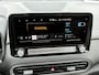 Hyundai Kona Electric EV Fashion Design 64 kWh / SOH 100% / Lederen bekleding / 8 Jaar batterijgarantie / Navigatie / Apple Carplay/Android Auto / Stolverwarming / Head up display / Adaptieve Cruise Control /