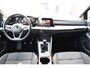 Volkswagen Golf 1.5 TSI Life Adaptive cruise, Stoel/stuurverwarming, IQ-light, Navi, Carplay