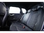 Audi Q4 e-tron 40 Advanced edition 77 kWh Comfortpakket - MMI navigatie pro - Assistentiepakket advanced - Veiligheidspakket plus - Warmtepomp - Stoelverwarming - elektrische achterklep - Privacy glas -