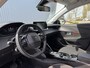 Peugeot e-208 EV Active 50 kWh | All Season Banden | Stoelverwarming | Cruise Control | Navigatie | Apple Carplay / Android Auto | | Airco (automatisch) | Armsteun voor | DAB ontvanger