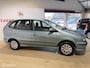 Nissan Almera Tino 2.0 CVT Ambience Automaat/Airco/Apk