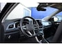 Volkswagen T-Roc 1.5 TSI Style | Virtual Cockpit | IQ LED | ACC | Trekhaak