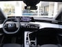 Peugeot 5008 SUV Allure Hybrid 145pk e-DCS6 Automaat, Rijklaarprijs, Navigatie 360° Camera Adaptieve Cruise control Stuurverwarming