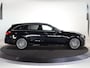 Mercedes-Benz C-klasse Estate 300e Business Solution AMG | Panoramaschuifdak | Dodehoekassistent | Memorypakket | 360° camera | Stoelverwarming |