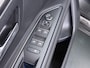 Peugeot 3008 1.6 HYbrid 225 GT Pack Business PANO | BLACK PACK | CAMERA | CRUISE CONTROL ADAPTIEF DODE HOEK SENSOR | ELEK. ACHTERKLEP | STOELVERWARMING| FOCAL AUDIO|