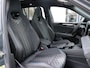 Volkswagen Tiguan 1.5 eHybrid 272pk R-Line | Wegklapbare trekhaak | Panoramia dak | Adaptief onderstel | Elektrische lep | Stoel- & stuurverwarming | Keyless |