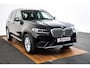 BMW X3 xDrive30e Panoramadak - Active Cruise Control - Parking/Driving Assistant - Hifi - Head up - Comfort Access - Getinte ruiten - Elektrisch verstelbare/verwarmde stoelen - Sportstoelen -