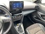 Toyota Yaris Cross 1.5 Hybrid Adventure Groot panoramadak, alarm, navigatie, Apple CarPlay/Android Auto, parkeersensoren v&a, lage KM stand, automaat!
