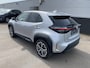 Toyota Yaris Cross 1.5 Hybrid Adventure Groot panoramadak, alarm, navigatie, Apple CarPlay/Android Auto, parkeersensoren v&a, lage KM stand, automaat!