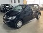 Volkswagen Up! 1.0 BMT move up! / Navigatie via App