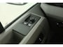 Volkswagen Crafter 2.0 TDI L3H2 140PK | 3000KG Trekgew. | Aut. | Airco | Camera | Carplay | 3 Zits | Navi