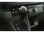 Volkswagen Crafter 2.0 TDI L3H2 140PK | 3000KG Trekgew. | Aut. | Airco | Camera | Carplay | 3 Zits | Navi
