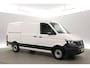 Volkswagen Crafter 2.0 TDI L3H2 140PK | 3000KG Trekgew. | Aut. | Airco | Camera | Carplay | 3 Zits | Navi