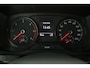 Volkswagen Crafter 2.0 TDI L3H2 140PK | 3000KG Trekgew. | Aut. | Airco | Camera | Carplay | 3 Zits | Navi