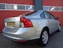 Volvo S40 1.8 Edition 126PK Clima Cruise LMV NL-Auto Dealer-Onderhouden