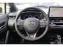 Toyota Corolla Cross HYBRID 180 GR SPORT NIEUW! PANODAK JBL-AUDIO APPLE/ANDROID BLIND SPOT STOEL/STUURVERWARMING PARK-SENSOREN NAVI CAMERA 19'' LM-VELGEN CLIMA KEYLESS