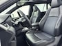 Toyota RAV4 2.5 Hybrid AWD Bi-Tone | Panoramadak | Trekhaak | Leder | Dodehoek detectie | Navigatie | Stoelverwarming | 360 camera | JBL | Apple Carplay / Android Auto | Digitale binnenspiegel