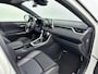 Toyota RAV4 2.5 Hybrid AWD Bi-Tone | Panoramadak | Trekhaak | Leder | Dodehoek detectie | Navigatie | Stoelverwarming | 360 camera | JBL | Apple Carplay / Android Auto | Digitale binnenspiegel
