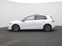 Volkswagen Golf 1.5 eHybrid Style Edition 204 PK| Panoramadak | Trekhaak | Navigatie | LED Matrix | Stoelverwarming | Stuurwielverwarming | Dodehoekdetectie