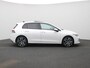 Volkswagen Golf 1.5 eHybrid Style Edition 204 PK| Panoramadak | Trekhaak | Navigatie | LED Matrix | Stoelverwarming | Stuurwielverwarming | Dodehoekdetectie