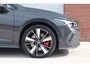 Volkswagen Golf 1.4 eHybrid GTE Dealeronderhouden - Panoramadak - 18 inch - Verwarmd stuurwiel & stoelen - IQ Light - BTW auto