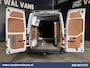 Opel Movano 2.3 CDTI 146pk L2H2 Euro6 Airco | Imperiaal | Navigatie | Camera | Cruisecontrol | 2500kg Trekhaak Parkeersensoren, Trap, Bijrijdersbank
