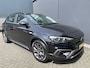 Fiat Tipo Cross 1.0 City Cross Achteruitrijcamera - Airco - Cruise control - Dakrails - Licht metalen velgen 17 inch - U-connect - Stuur multifunctioneel - Bluetooth - Elektrische ramen - Parkeersensoren - Led verlichting - Mistlampen voor - Radio - Start/stop systeem