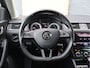 Skoda Octavia Combi 1.5 TSI Ambition Business Automaat | ACC | Camera | Trekhaak | Org. NL