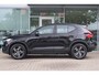 Volvo XC40 T2 R-Design | ACC | Climate | Navi | Carplay | Harman/Kardon | Stoelverwarming | Memory | Pano