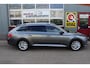 Skoda Superb Combi 1.4 TSI iV Business Edition Plus O.a: Trekhaak, Stoelverw, PDC, Camera, Keyless, etc. All-in prijs!