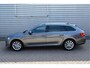 Skoda Superb Combi 1.4 TSI iV Business Edition Plus O.a: Trekhaak, Stoelverw, PDC, Camera, Keyless, etc. All-in prijs!