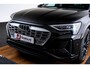 Audi Q8 Sportback e-tron 55 quattro Advanced Edition 115 kWh Panoramadak - Adaptieve Cruise Control - elektrisch verwarmde/verstelbare stoelen - Interieurvoorverwarming - B&O - Head up - Parkeerassistent -