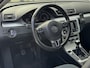 Volkswagen Passat Variant 1.6 TDI TrendLine BlueMotion - Navigatie I Airco I PDC I Comfort pakket I Sport velgen I Trekhaak