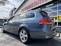 Volkswagen Passat Variant 1.6 TDI TrendLine BlueMotion - Navigatie I Airco I PDC I Comfort pakket I Sport velgen I Trekhaak