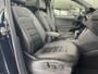 Volkswagen Tiguan 1.5 TSI 2x R-line Achteruitrijcamera - Virtual dashboard - Apple carplay - Navigatie - Parkeersensoren - Licht metalen velgen 20 inch - Mistlampen - Dakrails - IQ light - Hill hold functie - Radio - Extra getint glas - Lederen bekleding - Stuur multifunctioneel - Stoelverwarming - stuurverwarming - Regensensor - Bluetooth
