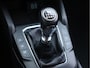 Ford Focus Wagon 1.0 EcoBoost Active Business Navi / Trekh / Stoel-stuurverwarming / Keyless / Handgeschakeld