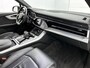 Audi Q7 55 TFSI e quattro Pro Line Plus 381 PK | Automaat | S-line | Camera | Leder interieur | Stoelverwarming | Lichtmetalen velgen 22" | Dodehoek detectie |