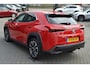Lexus UX 250h Preference Line STOELVERW STUURVERW BLIND-SPOT KEY-LESS CARPLAY