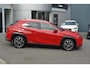 Lexus UX 250h Preference Line STOELVERW STUURVERW BLIND-SPOT KEY-LESS CARPLAY