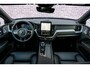 Volvo XC60 Plug-in Hybrid T6 AWD Plus Black Edition | Bowers & Wilkins Audio | Luchtvering | Stoelmassage | Stoelverwarming en Ventilatie | Head-up Display | 360 Camera | Schuif-/Kanteldak| Getint glas | Alarm | Trekhaak |