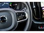 Volvo XC60 Plug-in Hybrid T6 AWD Plus Black Edition | Bowers & Wilkins Audio | Luchtvering | Stoelmassage | Stoelverwarming en Ventilatie | Head-up Display | 360 Camera | Schuif-/Kanteldak| Getint glas | Alarm | Trekhaak |